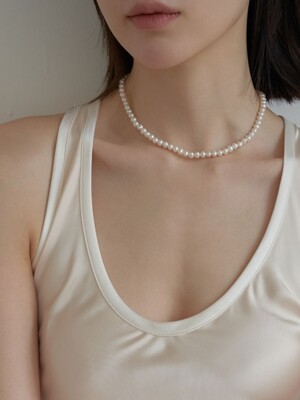 Classic Bloom Pearl Necklace (5mm)