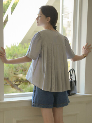 Pearl point flare blouse_Gray