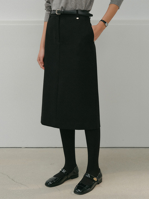 룩캐스트 [9차 리오더]릴리 에이치라인 미디 스커트_블랙 / LILY H-LINE MIDI SKIRT_BLACK