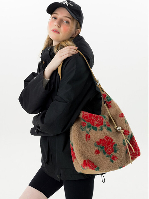 HOLLY LOVES LOVE ★Fudge Bag [Ivory Heart] 홀리 러브스 러브]Fudge Bag [Ivory Heart]