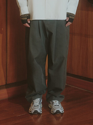 TWO TUCK WIDE CHINO PANTS GRAY
