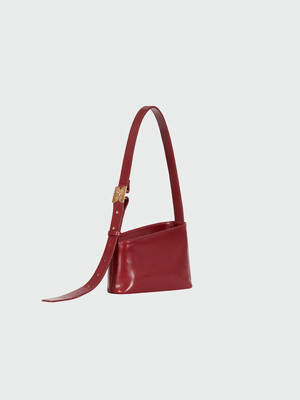 HALOS Small Trapezoid Shoulder Bag - Red