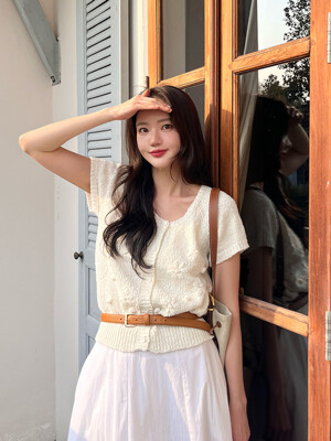 Suzan half cardigan (white)