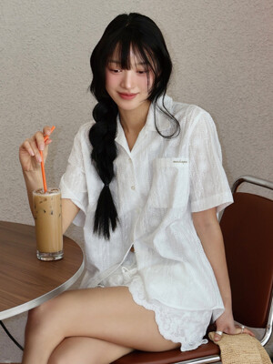 Olive Atelier Flower Shirt - White