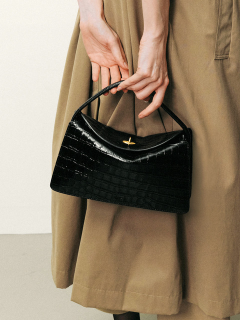 오브이알엘 [리오더]Fev Tote bag (croc black)