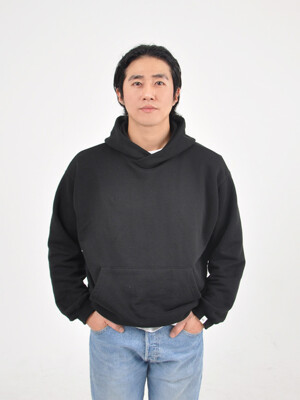 MEN HOODIE BLACK