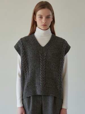 CALBE KNIT VEST_CHARCOAL