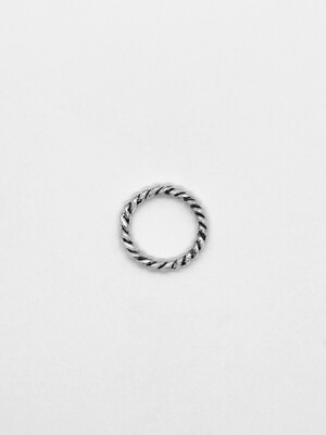 Braided Ring (Medium)