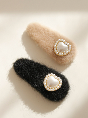 Fleece Heart Pearl Point Hair Clip H0926