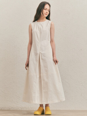 WD_Sleeveless pleated dress_WHITE