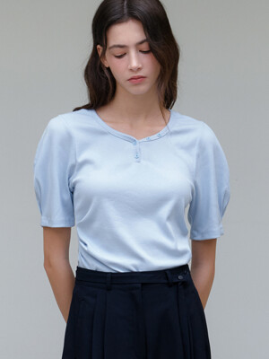 comos 1161 heart neck button T-shirt (sky blue)