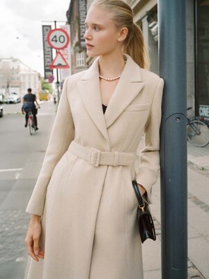 FAYE Double breasted belted cashmere blended coat (Beige)