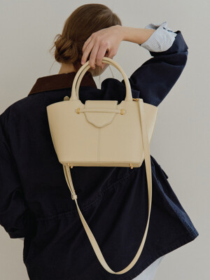 [단독] Rover panier bag - medium / Cream beige