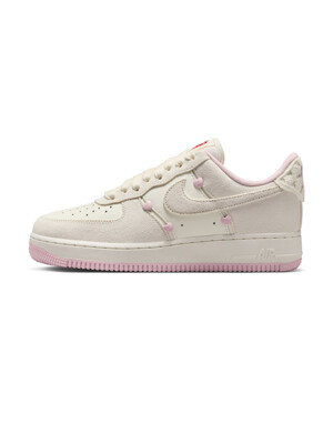 [HV5992-111] WMNS AIR FORCE 1 07 LX