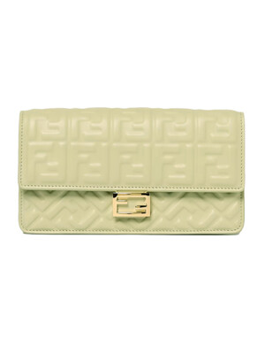 25SS FF 로고 바게트 체인 월렛 8M0498 AAJD F1AST