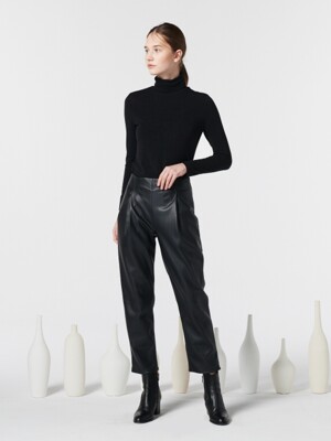 ECO LEATHER TUCK PANTS-BLACK