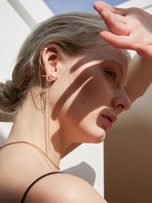 Special drop layered earring in gold - Single