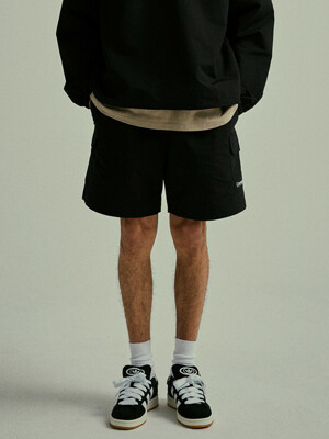 CU SIGNATURE CARGO NYLON SHORTS PANTS 블랙