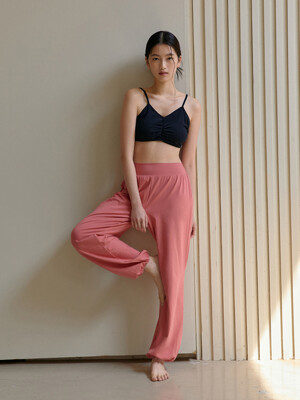 Yogi basic jogger pants_short ver. (Camellia flower)