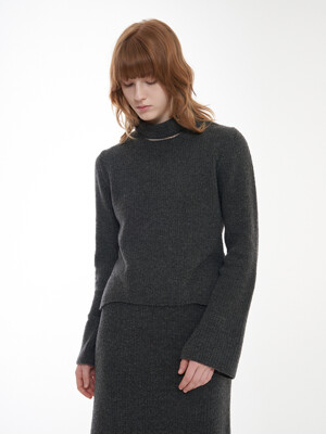 Cut-out Neck Knit Pullover_Charcoal