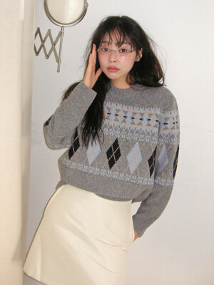 [이민주 PICK] OTHEMENT Argyle Jacquard Knit Pullover VC2499PO905M_2color