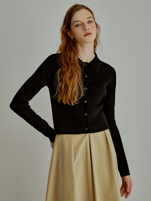 Pale button collar knit (black)