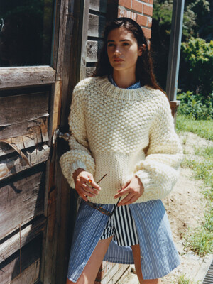 [단독]Hand Knitted Sweater