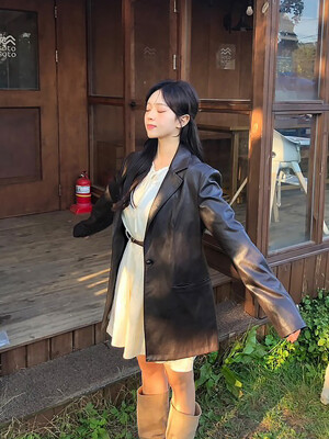 [단독]페이크레더 테일러드 자켓 Brown_K244PSI701