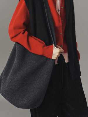 [단독]WOOL KNIT BAG_CHARCOAL