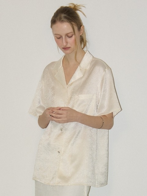 PEARL HALF SHIRT - CREAM