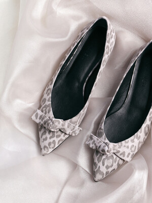 The muse v-cut flat shoes_CB0038_cool leopard