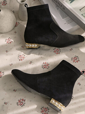 1405 Evalin Pearl Ankle Boots