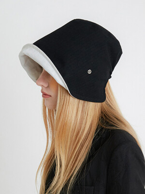 Bonnet Line Hat