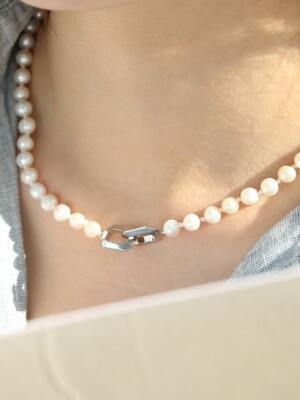 Commitment Plain Pearl Silver Necklace