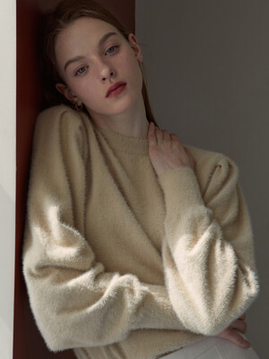 iuw1274 fur puff knit (beige)