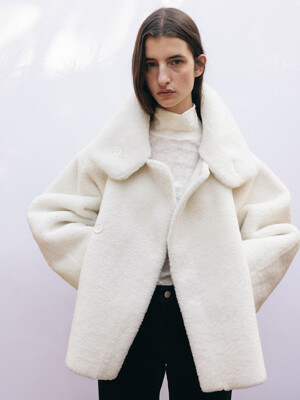 Reversible Shearling Jacket_Ivory