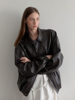 esy kara Leather Jacket (brown)