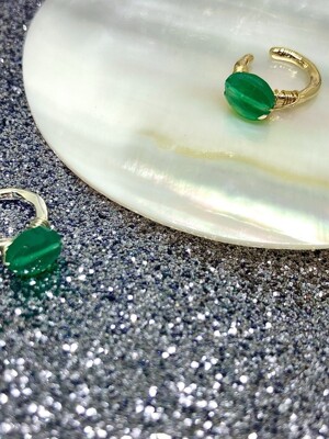 green quartz ring earcuff