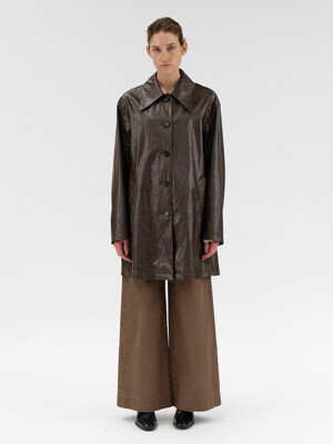 faux leather crack coat (brown)