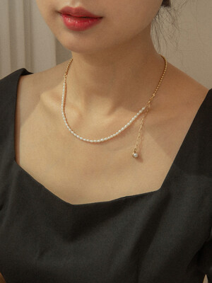 PEARL BALL NECKLACE