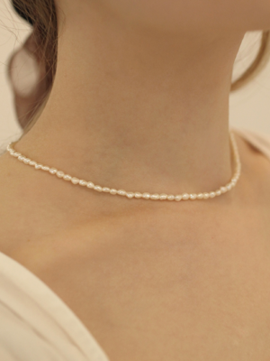 LV039 Classic freshwater pearl necklace.