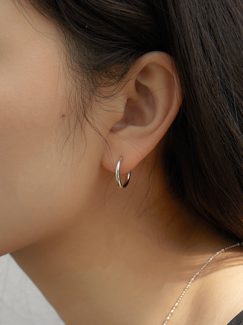 ピアス LOVE ME MONSTER Silver Bold Mini Ring Earrings L191MER190 러브미몬스터][Silver] Bold Mini Ring Earrings