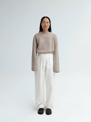 Round Neck Sweater / Oatmeal
