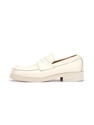 Wide Loafers (Offwhite)