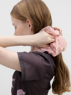 Lace Big Scrunchie - Pink