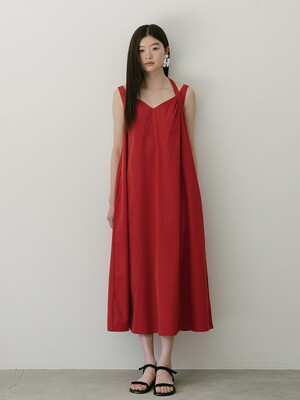 Pin tuck halter neck long dress_red