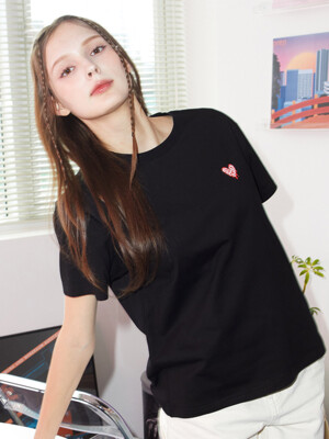 Small Melting Heart Tshirt_BLACK