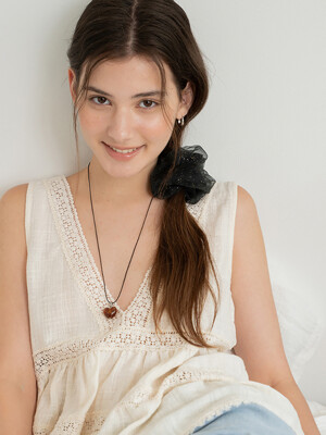 Dewy heart necklace, Liora