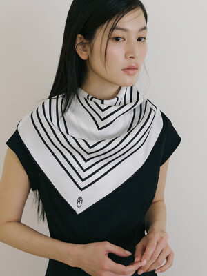 [단독] Logo Modern Square Silk Scarf 70 - Ivory/Black