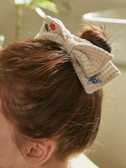 헤어액세서리 - 삭스어필 (SOCKS APPEAL) - NAT hair scrunchie butterfly